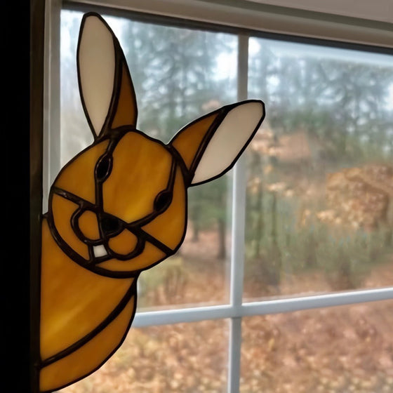 Rolig dekor för fönsterhörn