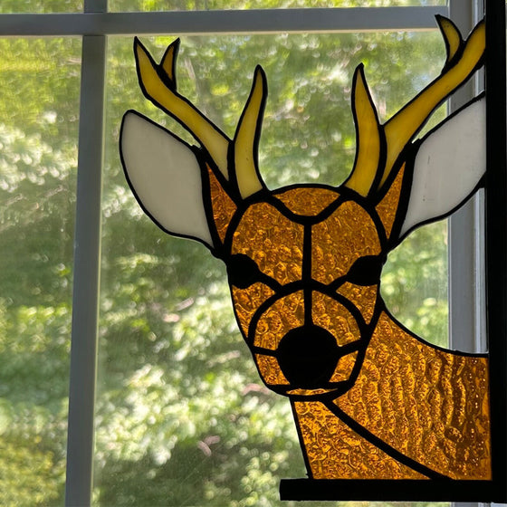 Rolig dekor för fönsterhörn