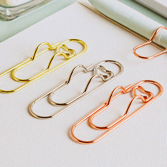 Multifunktionella metallfärgade pappersklämmor