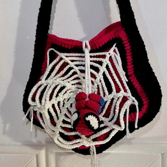 Tecknad Spindelcharm