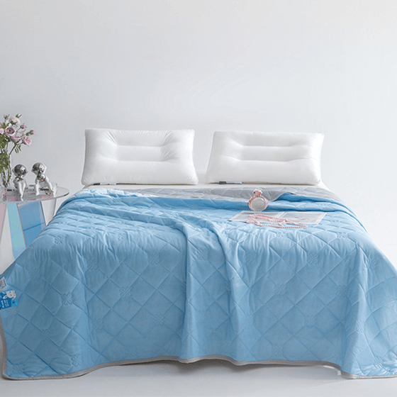 Sommartäcke med glasskänsla