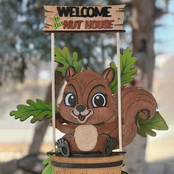 Trädgårdsdekoration med vindpinnar med djur