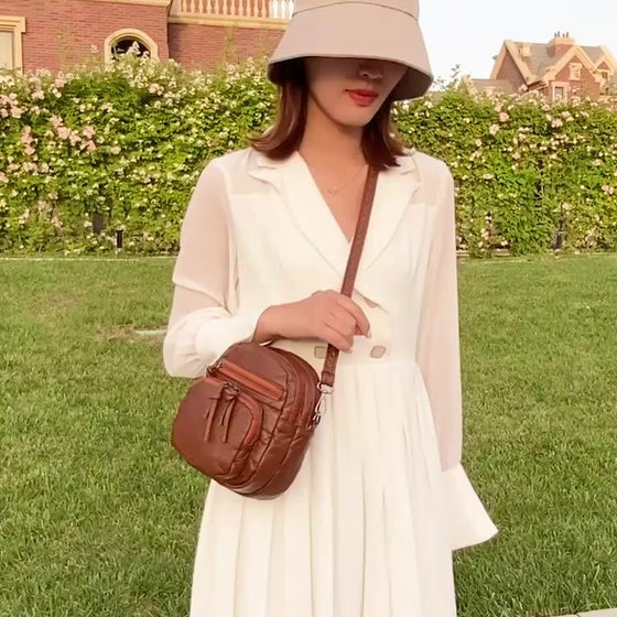 Axelväska i mjukt läder