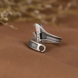 Vintage skiftnyckelring