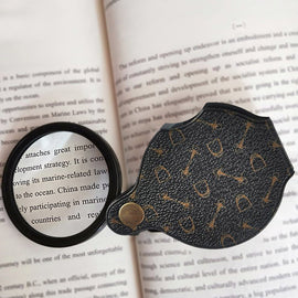 Nytt läderfodral med fällbart förstoringsglas