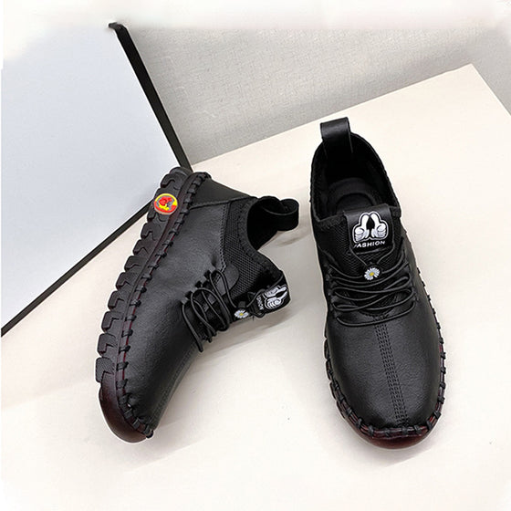 Mjuka skor med rund tå