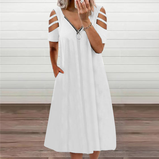 Enfärgad klänning med kort ärm och dragkedja