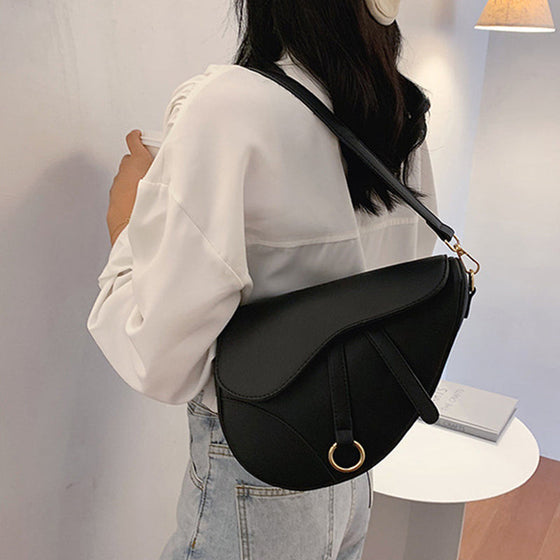 Crossbody sadelväska