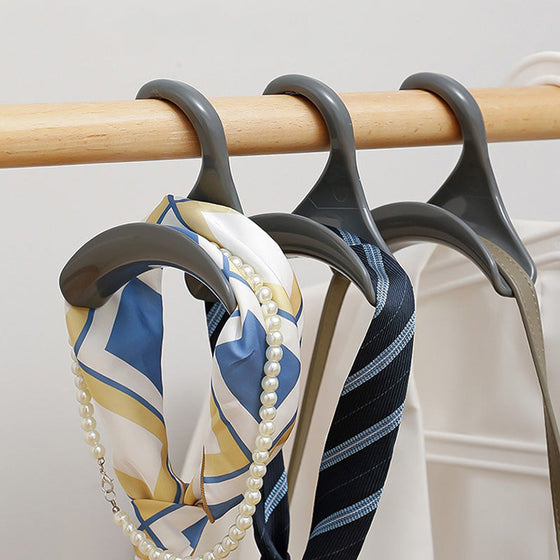 Bågkrok för väskor