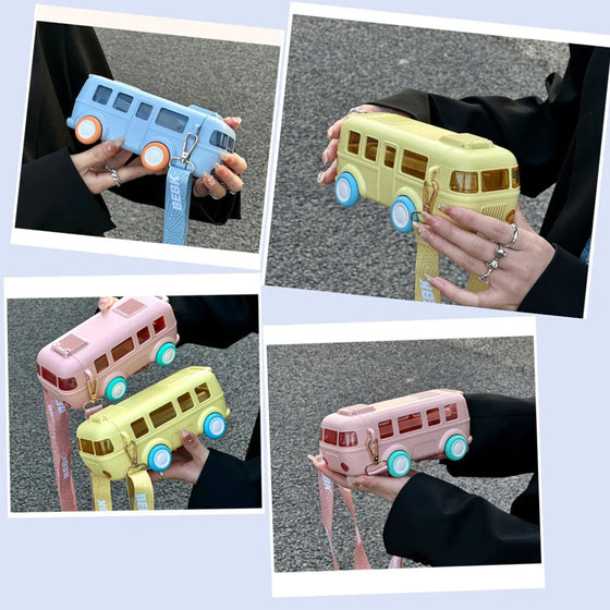 Bärbar vattenbehållare i bussform