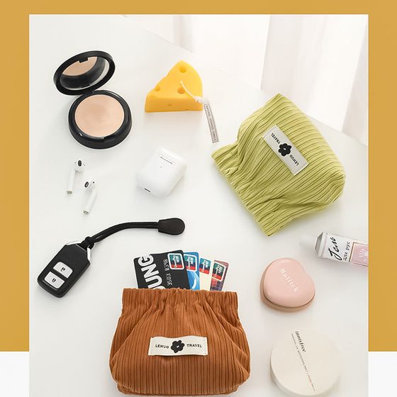 Organisatör för elastiska hårsnoddar i corduroy