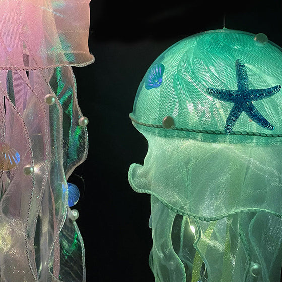 Utsökt Illumination Manetlampa