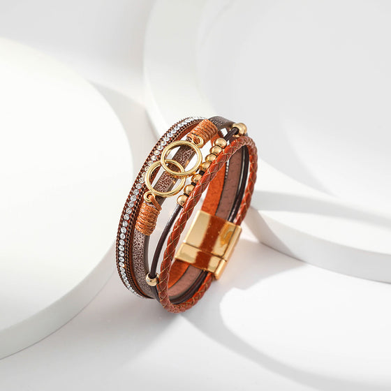 Läderarmband i flera lager