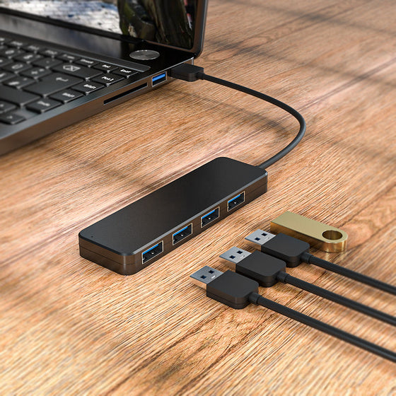 Fyrportars dockningsstation för dator