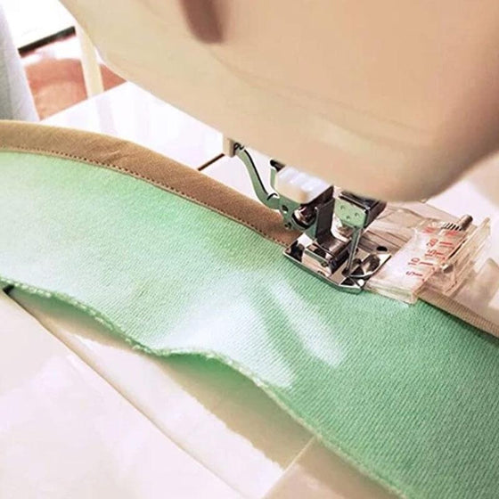 Multifunktionell symaskin pressarfot