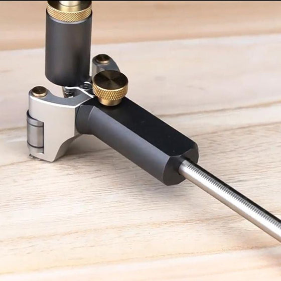 Träbearbetningsverktyg för linjär båge