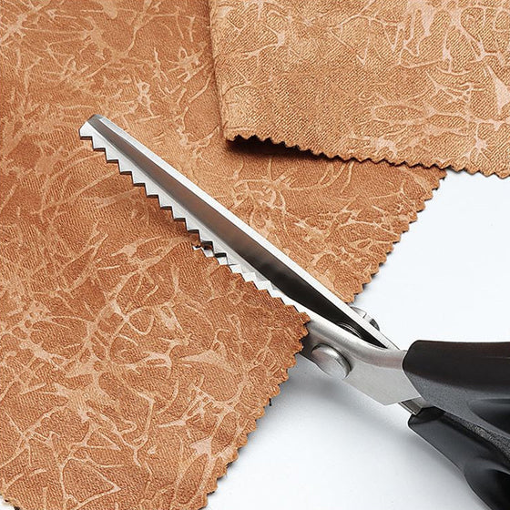 Multifunktionell sax med vass spets