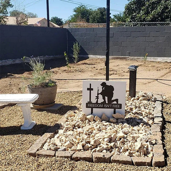 Soldatminnesmärke dekoration