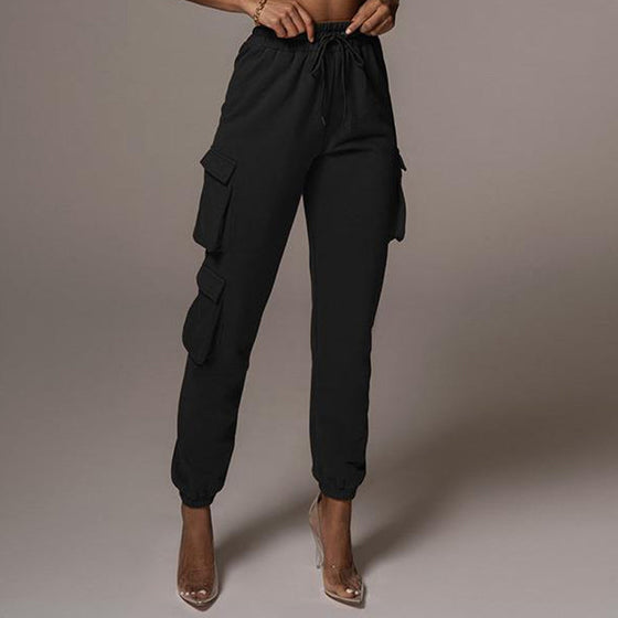 Avslappnade enfärgade sweatpants och tanktop