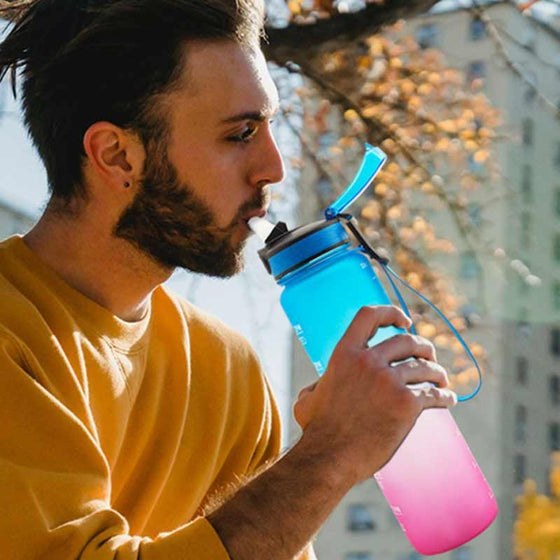 Färggradient sportflaska