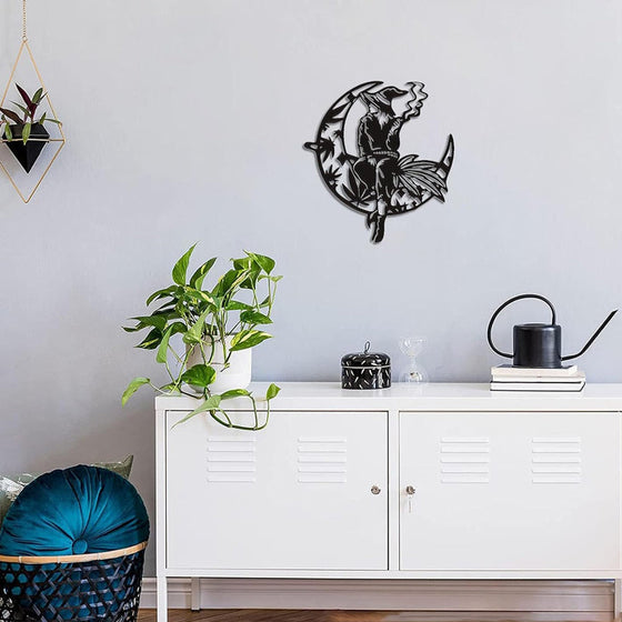 Häxväxt på den skära månens metallväggskonst