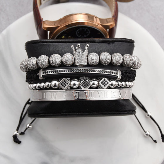 Armband i Fyra Delar av en Kronkombination av Zirkon