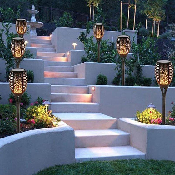 LED Solcellsdriven Lampa med flammande ljuslågor（👉👉Köp 2, -10%）