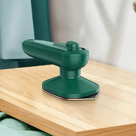 Bärbart mini ångstrykjärn