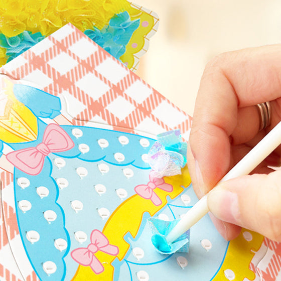 Barndomens oändliga dröm, handmålad.