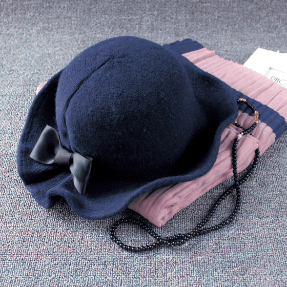 Elegant retro vintermössa