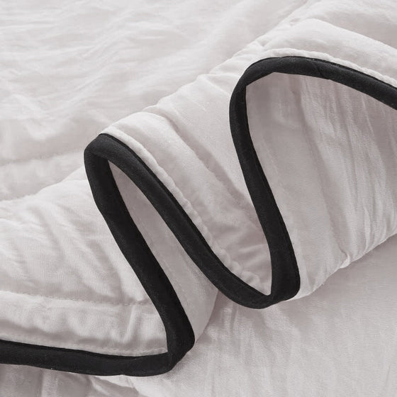 Enfärgad sommartäcke