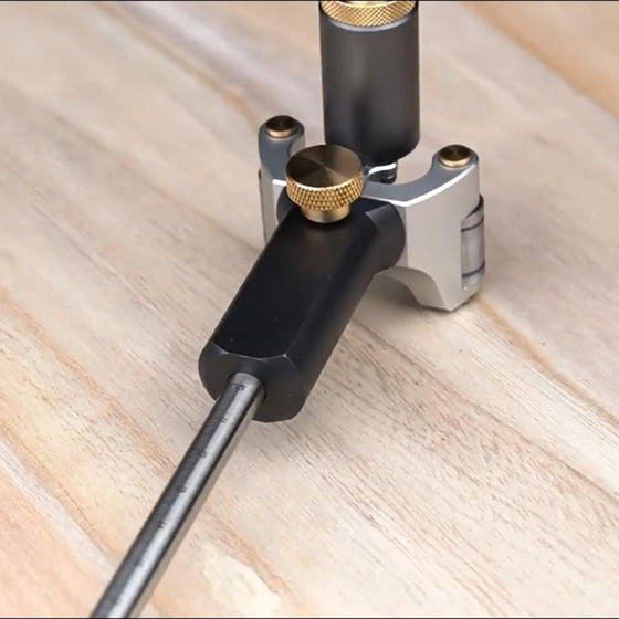 Träbearbetningsverktyg för linjär båge