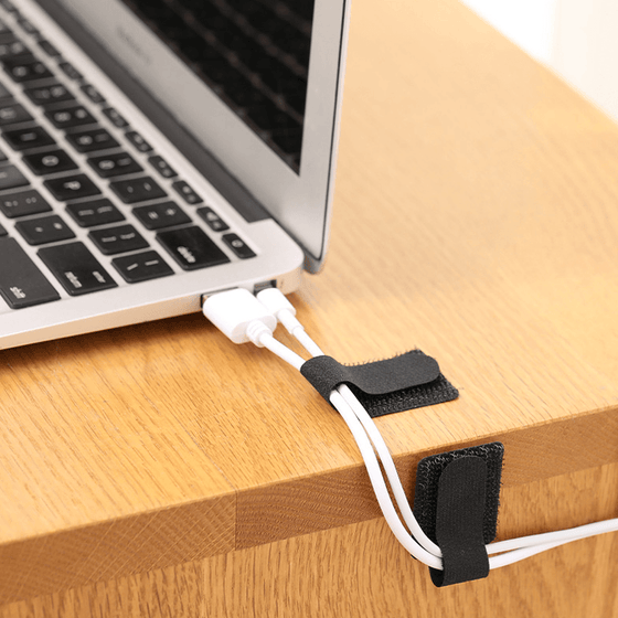 Självhäftande kardborrespänne