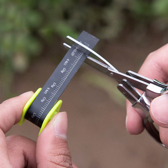 Hopfällbara små saxar, fiskesaxar, 8-karaktärssaxar