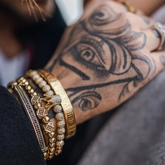 Armband i Fyra Delar av en Kronkombination av Zirkon