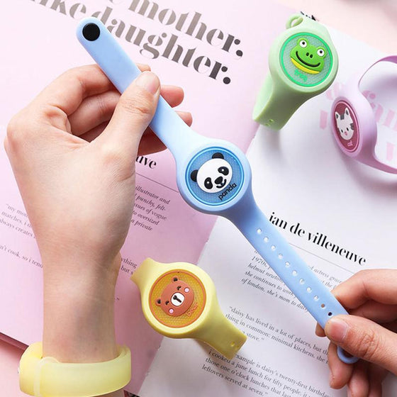 Barn Tecknad Djur Myggavvisande Klocka