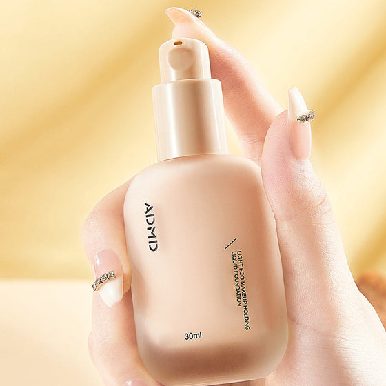 Lätt matt långvarig foundation