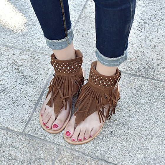 Bohemiska pärlad fiskbenssandaler