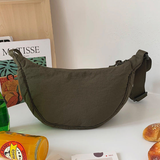 Halvmåne Crossbody-väska