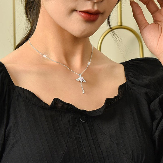 Cupid Heart Halsband med rörliga vingar