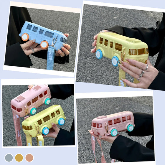 Bärbar vattenbehållare i bussform