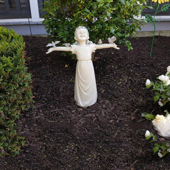 Liten Flicka Utomhusstaty för Hemträdgård